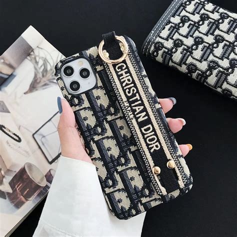 coque dior iphone 11